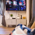 Luxurious With Private Garden Apartman *
