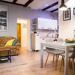 Apartman Luxurious With Private Garden Split