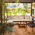 Apartman Luxurious With Private Garden *