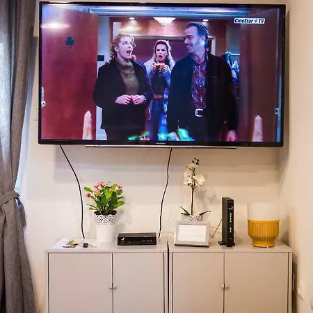 아파트 Luxurious With Private Garden