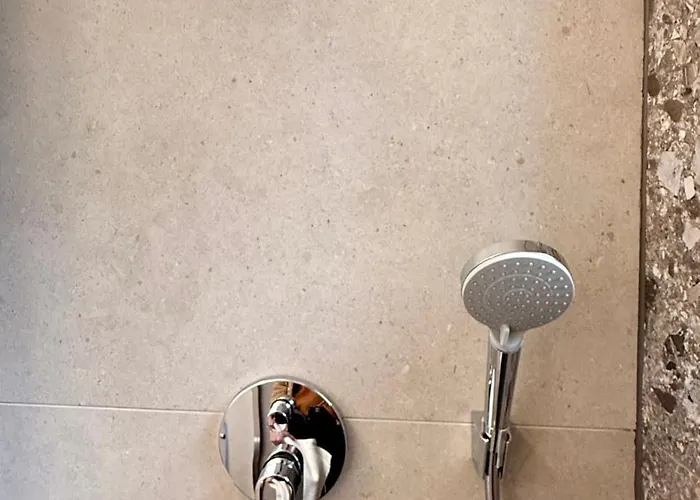 Luxurious With Private Garden *